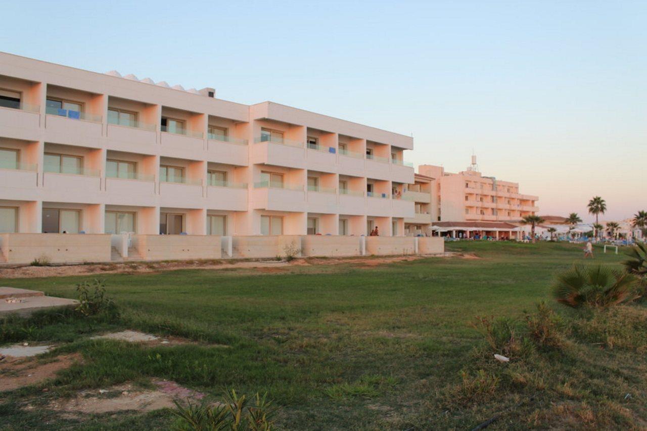 Piere - Anne Beach Hotel Ayia Napa Exterior photo