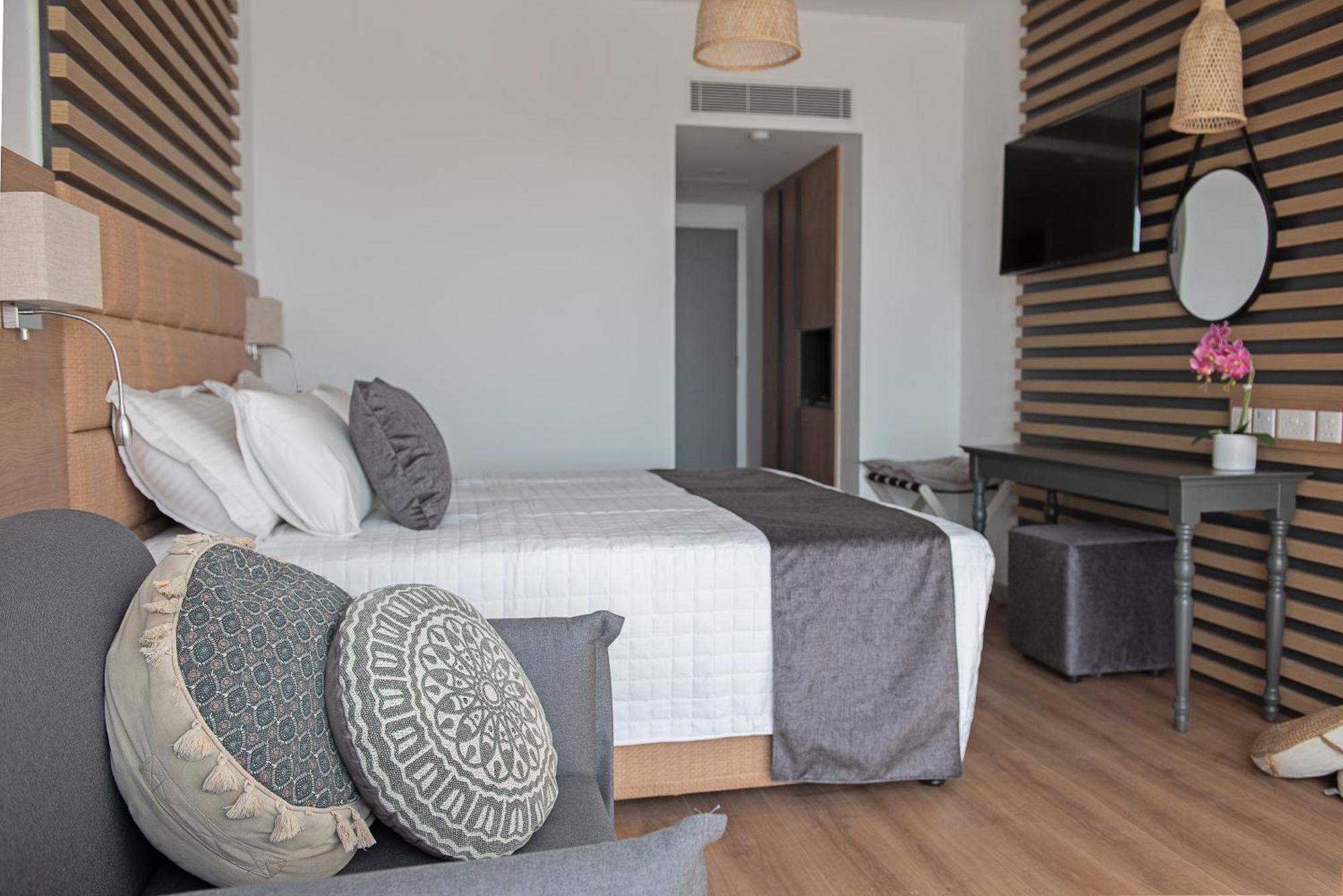 Piere - Anne Beach Hotel Ayia Napa Room photo