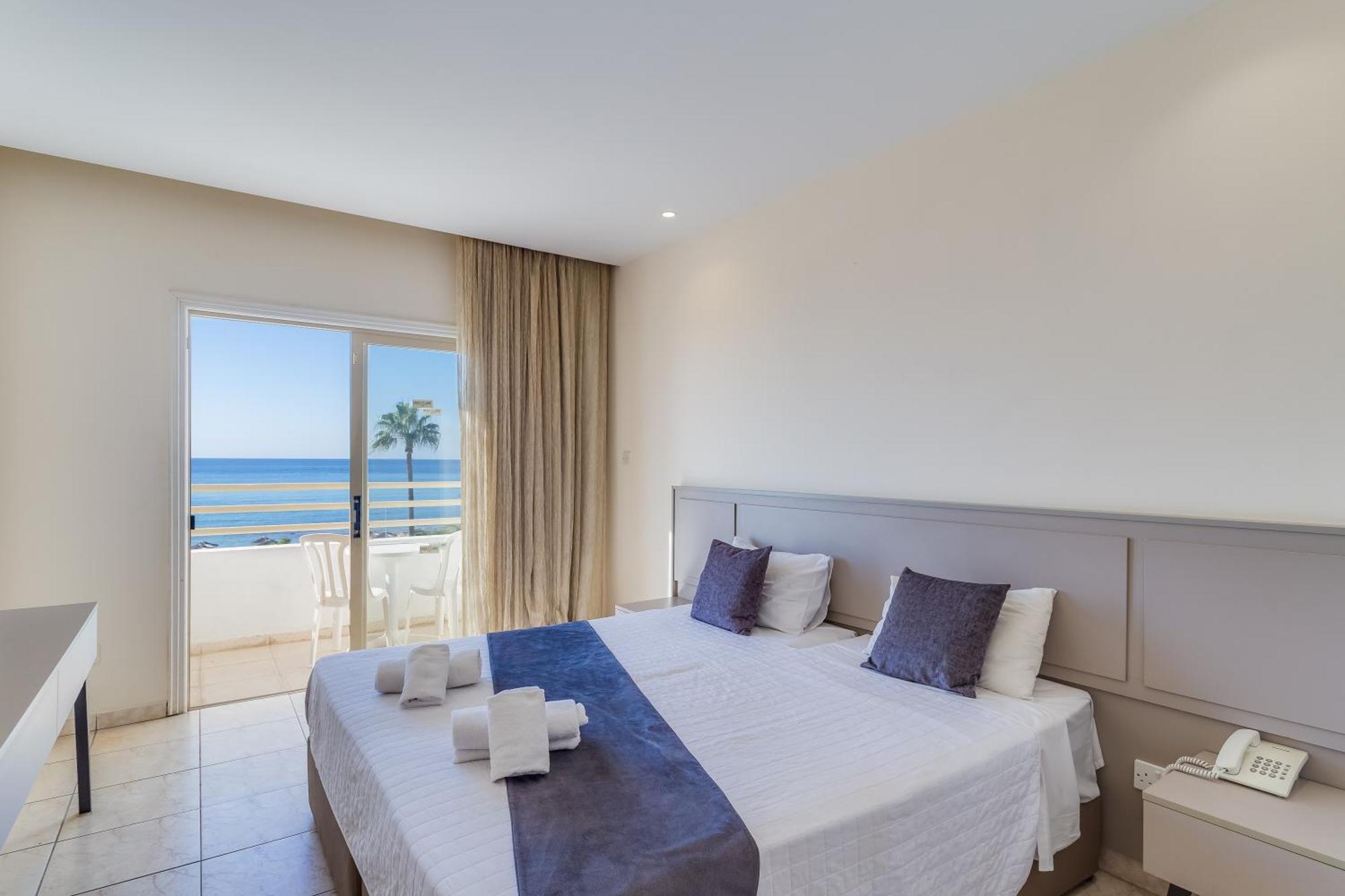 Piere - Anne Beach Hotel Ayia Napa Exterior photo