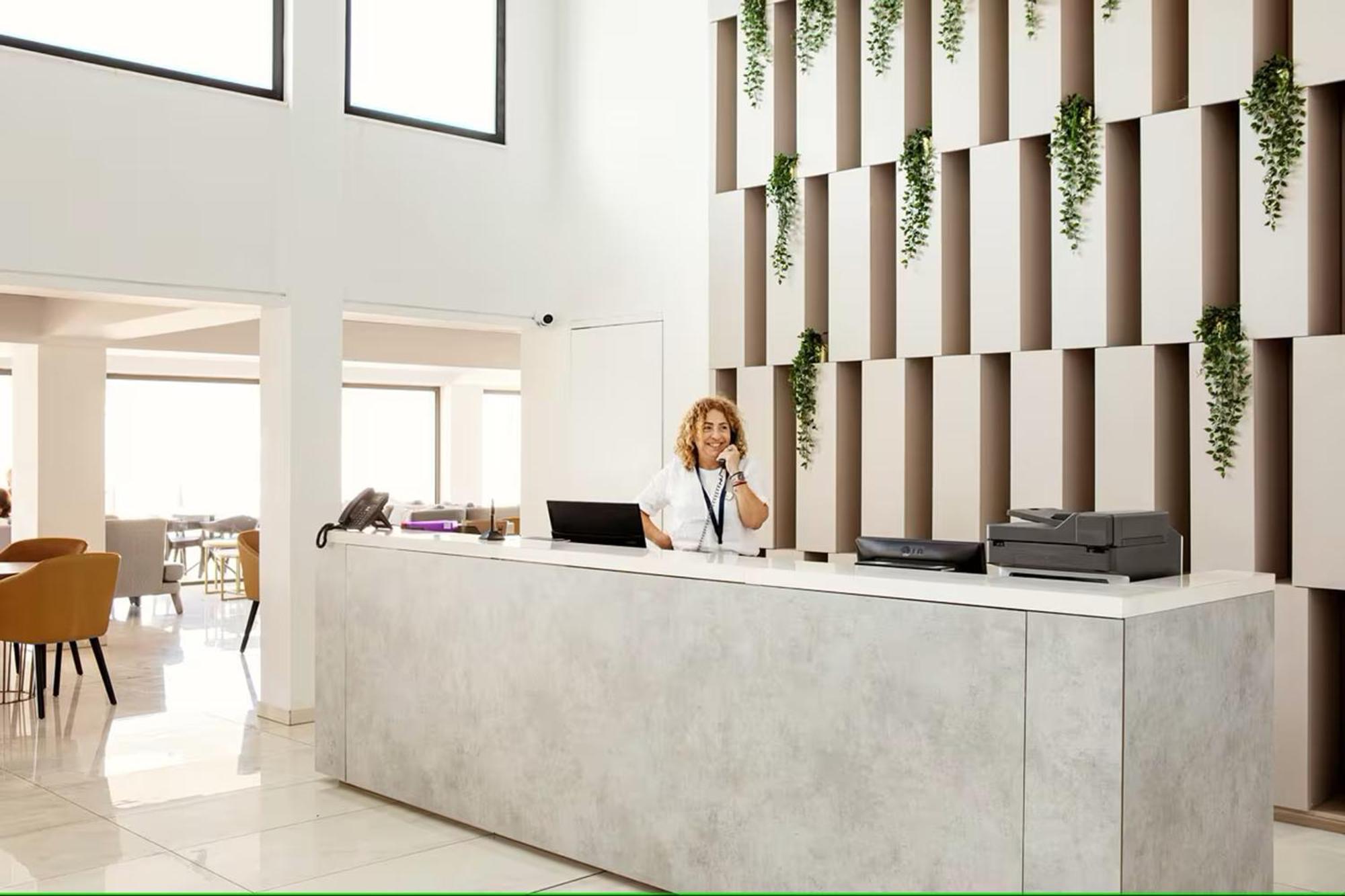 Piere - Anne Beach Hotel Ayia Napa Exterior photo